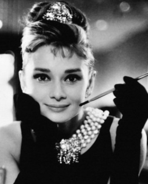 Matrimonio Vintage in Stile Audrey Hepburn 