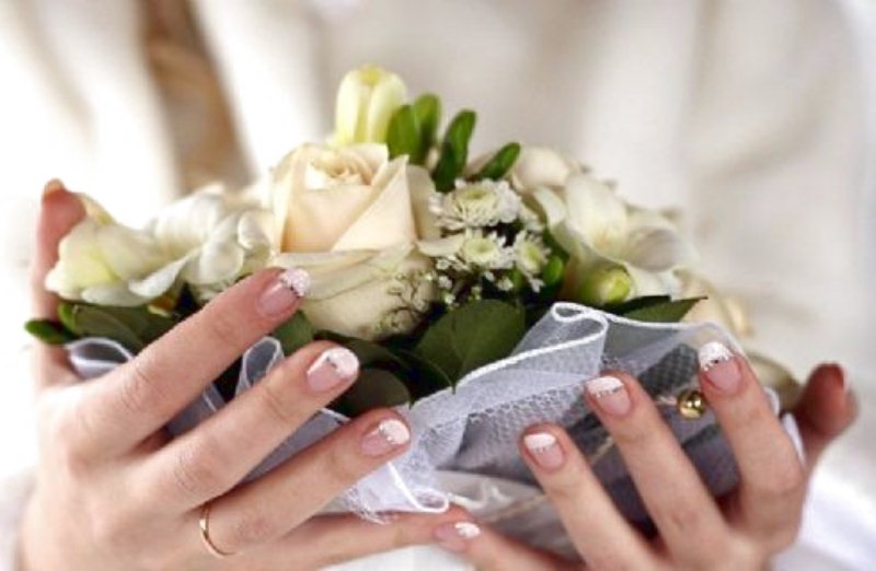 La manicure per il giorno del matrimonio